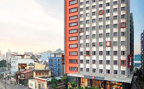 ibis Sân bay Sài Gòn