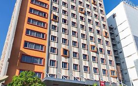 ibis Sân bay Sài Gòn
